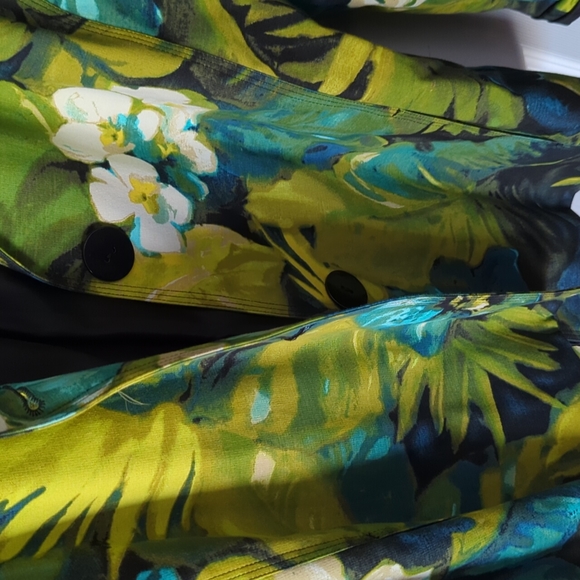 Chico's Floral pattern jacket - Picture 3 of 4